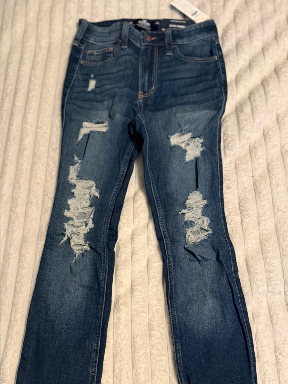 Hollister Distressed Skinny High Rise Size 0